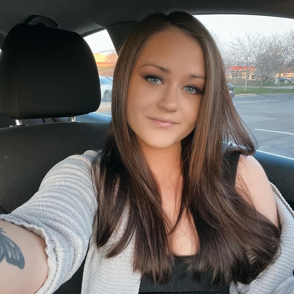 Meet your Posher, Marissa